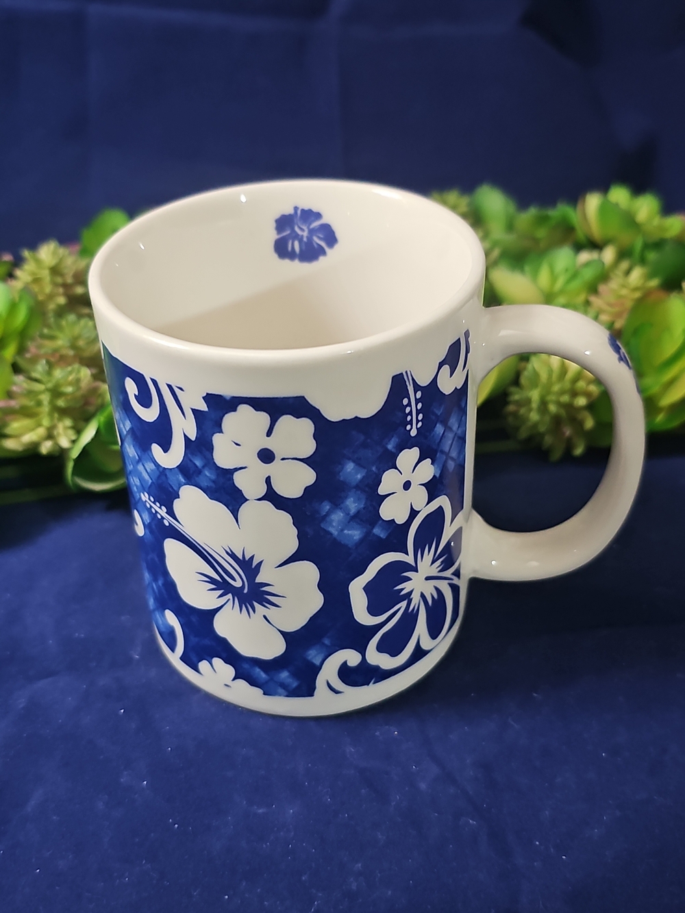 Islander Hawaii Souvenir Blue & White Hibiscus Flower Ceramic Mug